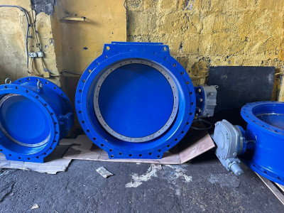 Затвор Ду1200 Ру10 с редуктором , уплотнение EPDM